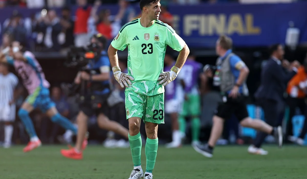 El Dibu Martínez anunció que podría dejar la Selección Argentina