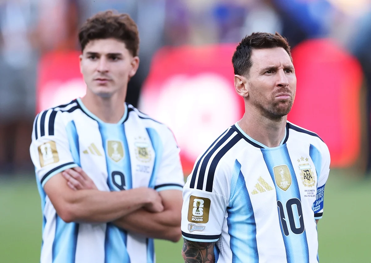 Argentina vuelve al país sin plantel completo: incertidumbre por el recibimiento a los subcampeones