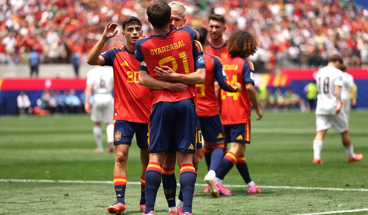 Mikel Oyarzabal rompió el cero para España ante Austria