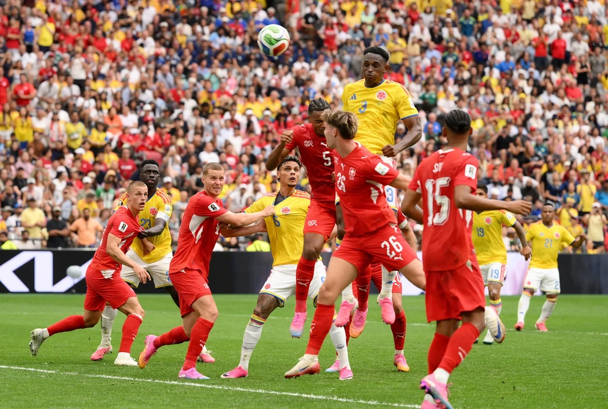 Colombia tuvo el primero pero el travesaño se lo negó a Jhon Lucumí