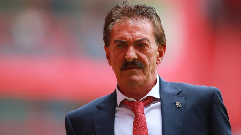 Ricardo La Volpe: «España apareció en 2010, antes no existía»