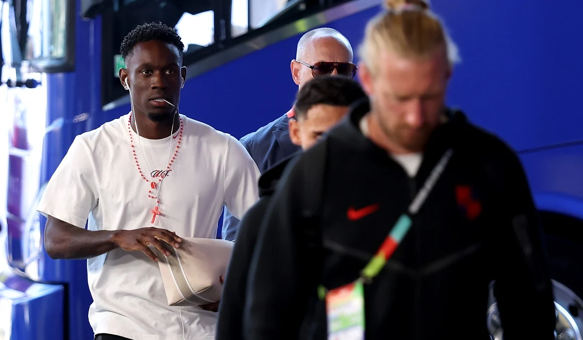 Con el expulsado Balogun de titular, así forman Estados Unidos y Bélgica en el Mundial 2026