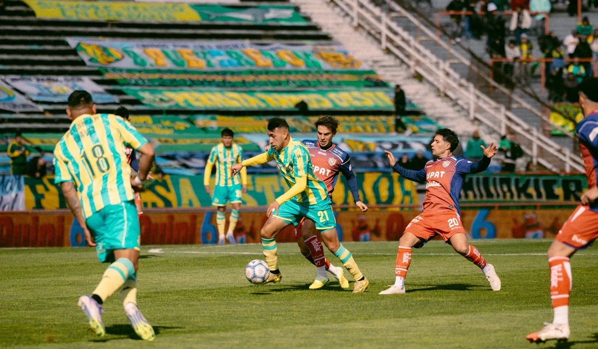 Unión se lo dio vuelta y complicó aún más a Aldosivi