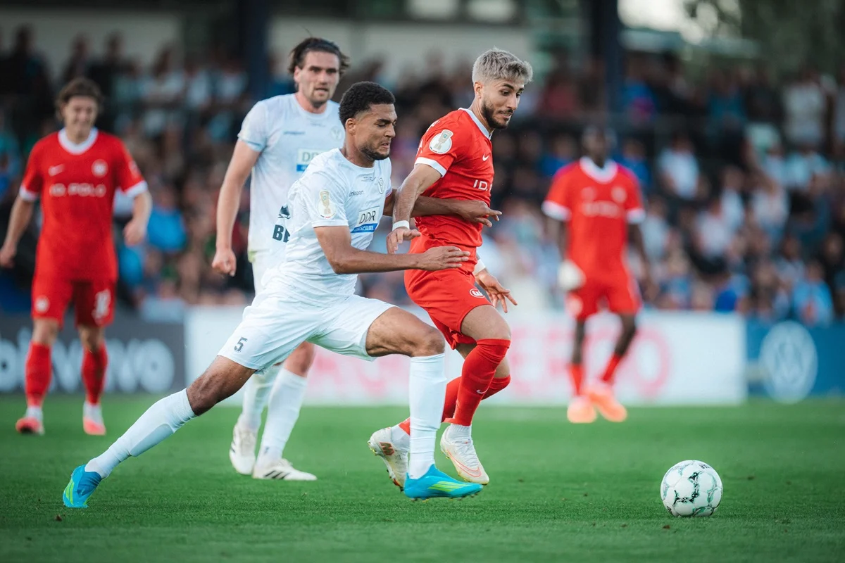 Altglienicke rozó el milagro pero perdió con Wolfsburgo en la DFB Pokal