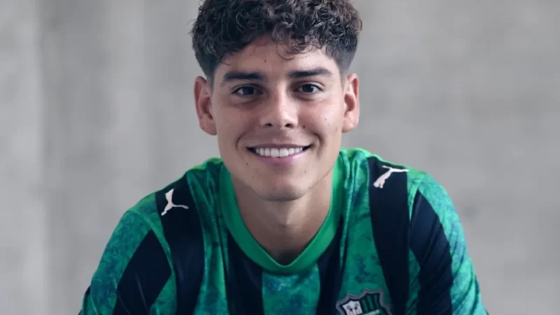 Benjamín Domínguez dejó Bologna y seguirá su carrera en Sassuolo