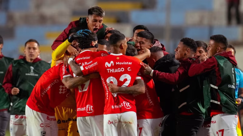 Cienciano pasó por arriba a Botafogo en la altura de Cusco y dejó la llave casi resuelta