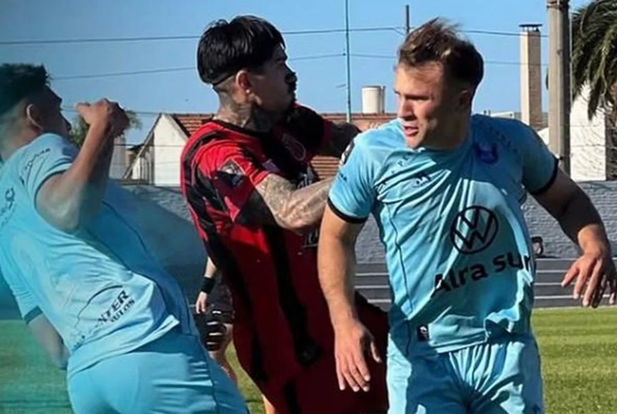Bolívar hundió a Defensores de Belgrano con golazo de Yeri