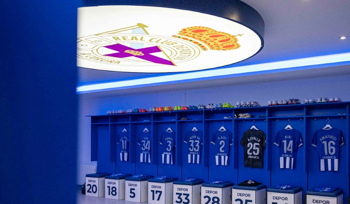 Deportivo La Coruña volvió a jugar en La Liga tras 3011 días