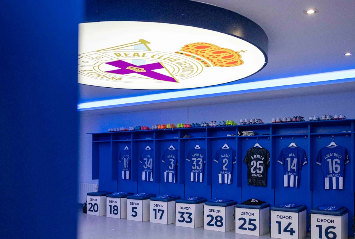 Deportivo La Coruña volvió a jugar en La Liga tras 3011 días