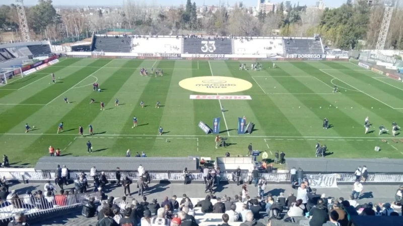 Gimnasia de Mendoza y Unión de Santa Fe se enfrentan con formaciones confirmadas