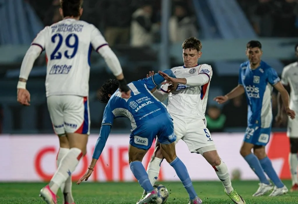 Estudiantes de Río Cuarto y San Lorenzo no movieron el cero