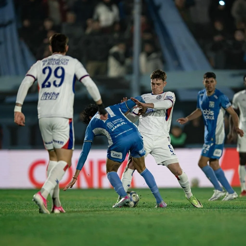Estudiantes de Río Cuarto y San Lorenzo no movieron el cero