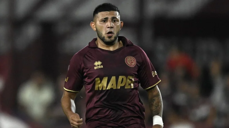 Lanús se desprendió de Facundo Pérez y Alexis Segovia