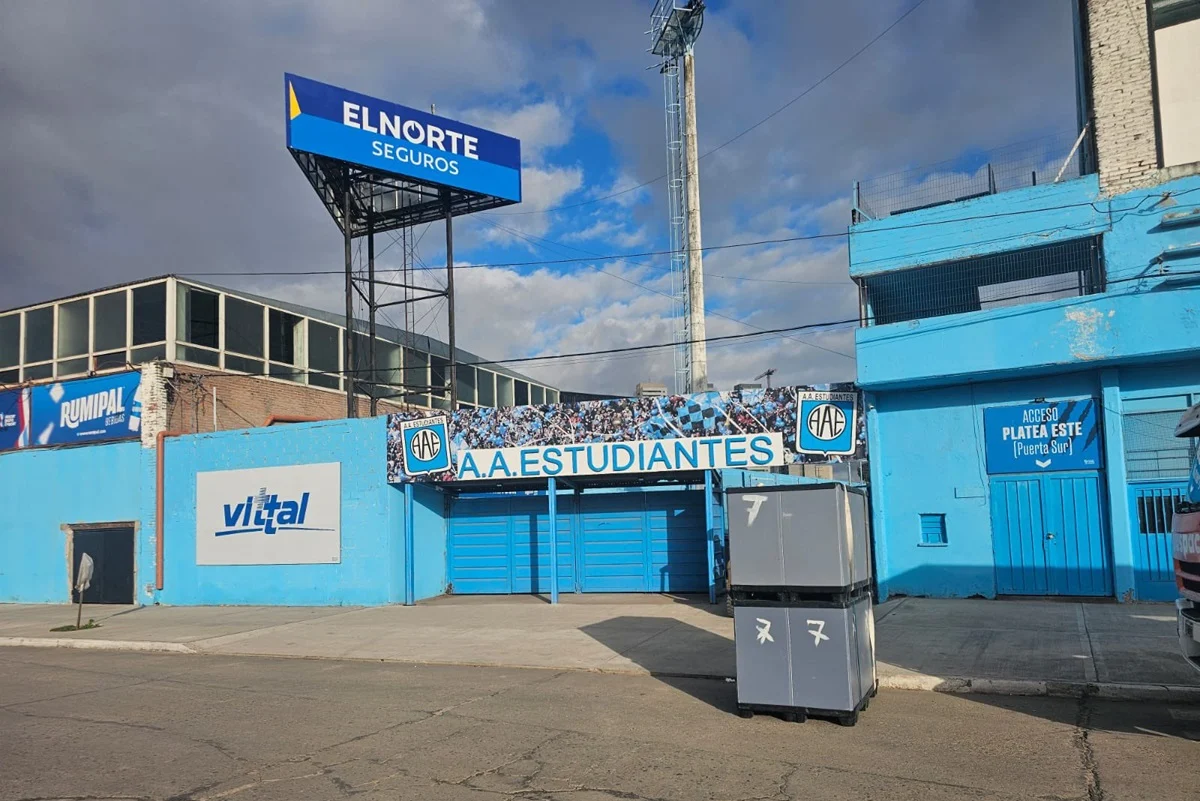 Formaciones para Estudiantes de Río Cuarto y Atlético Tucumán