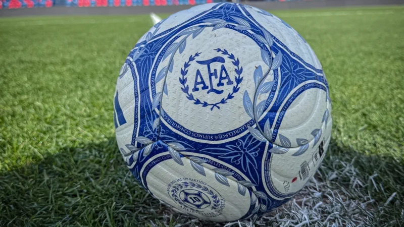 Formaciones confirmadas para Tigre y River en Victoria