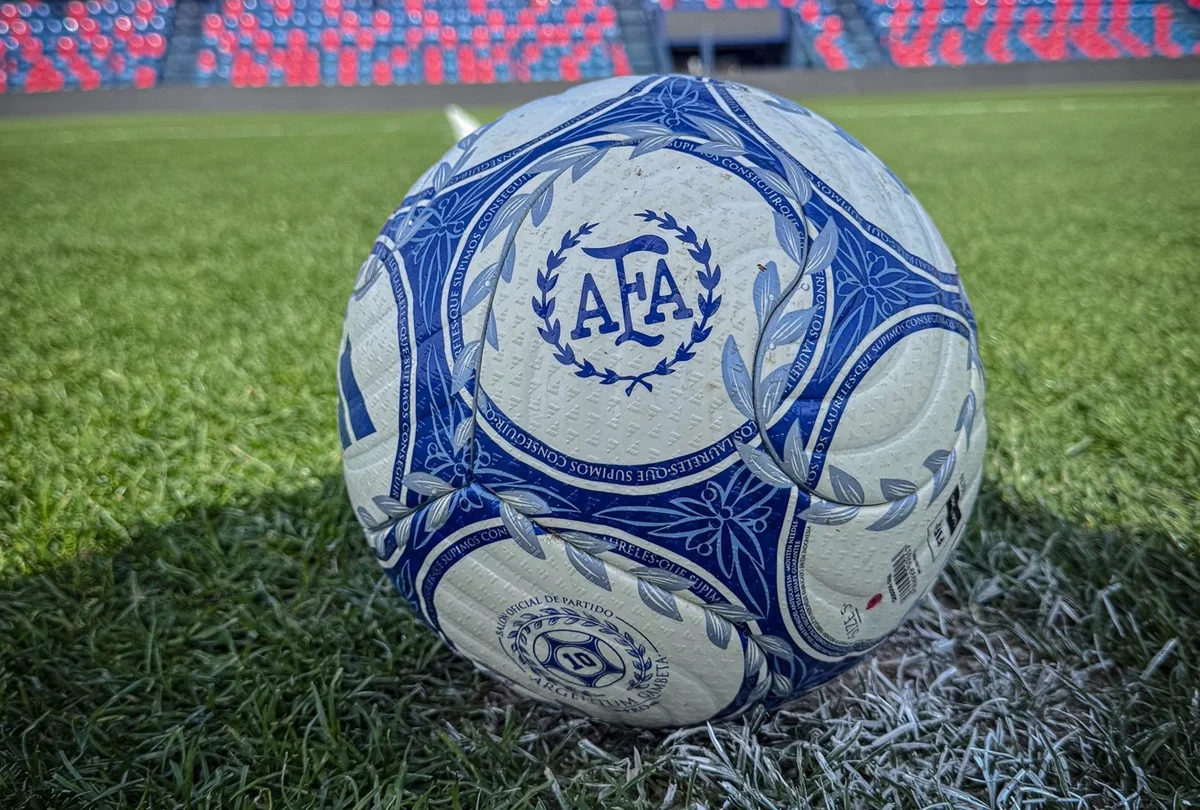 Formaciones confirmadas para Tigre y River en Victoria