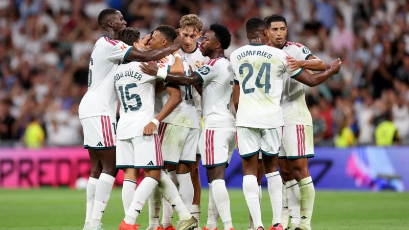 Pitidos al Real Madrid en el Bernabéu y en la segunda jornada