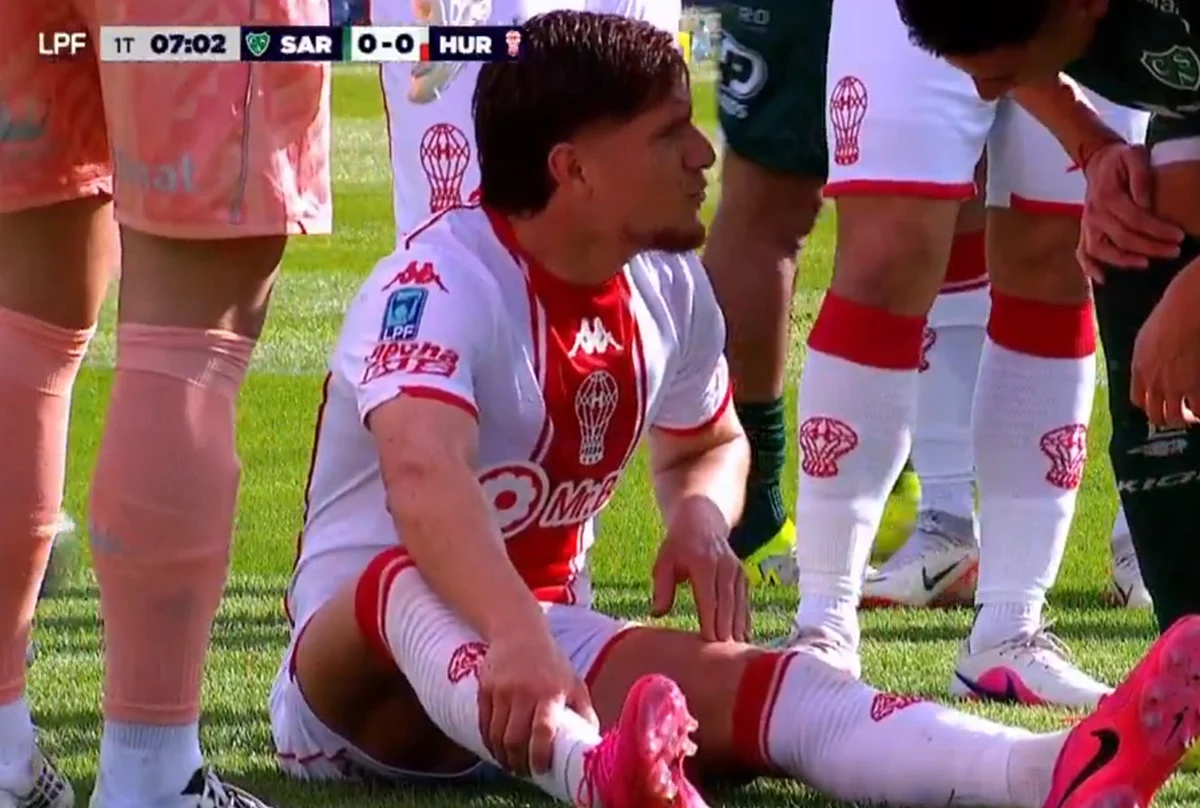 El Colo Gil salió lesionado en Huracán y encendió alarmas