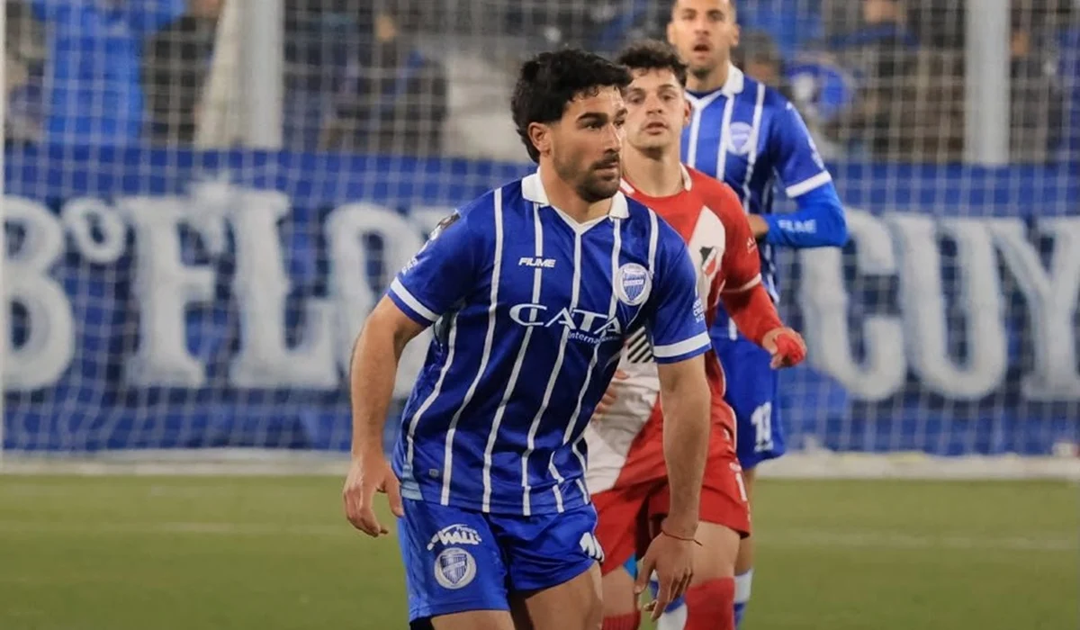 Deportivo Maipú logró un gran triunfo en el clásico ante Godoy Cruz