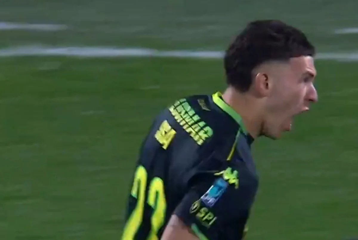 Sosa metió un golazo de mitad de cancha en Rosario Central – Aldosivi