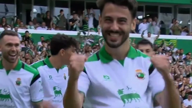 Racing de Santander volvió a marcar en La Liga tras 14 años gracias a Andrés Martín