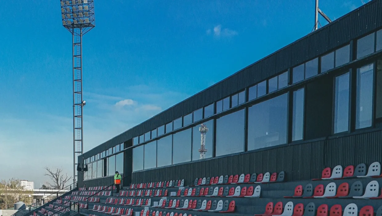 Barracas Central estrenará las luces de su estadio el domingo ante Rosario Central