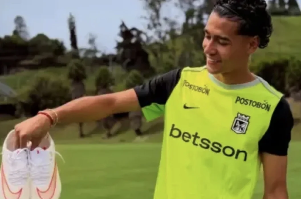 Zinedine Zidane Bedoya, el colombiano que lleva el nombre de una leyenda y sueña con triunfar en Atlético Nacional