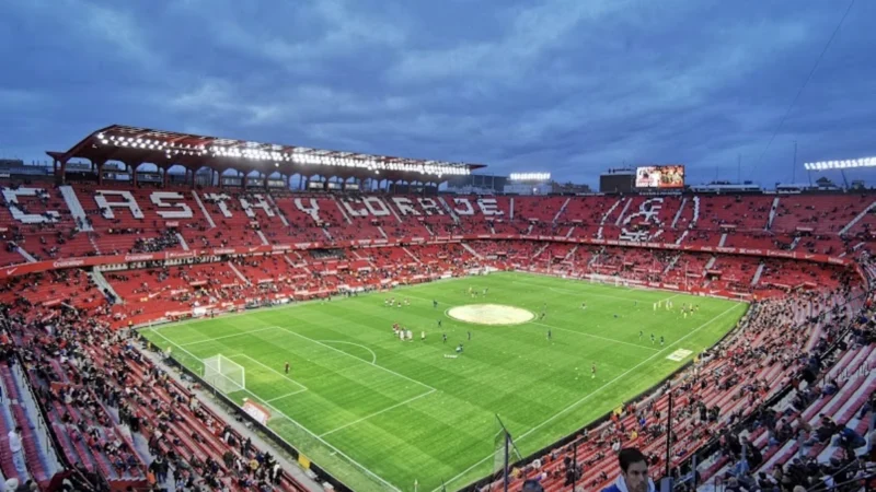 Sevilla y Rayo Vallecano, con formaciones confirmadas: el argentino Augusto Batalla, titular
