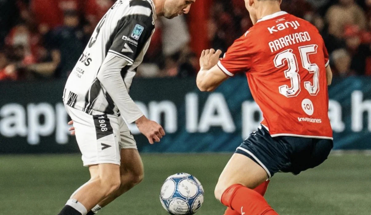 Con una noche soñada de Facundo Lencioni, Gimnasia de Mendoza goleó 3-0 a Independiente