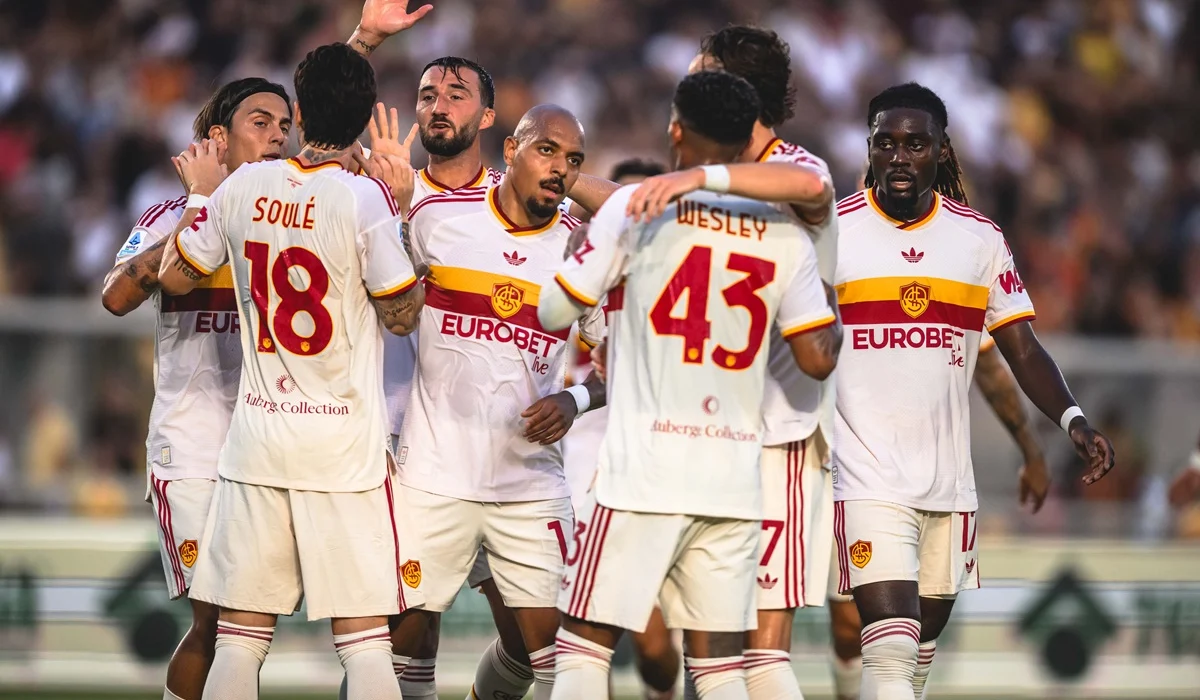 Roma goleó a Lecce con otro 4 a 0 en dos partidos de Serie A