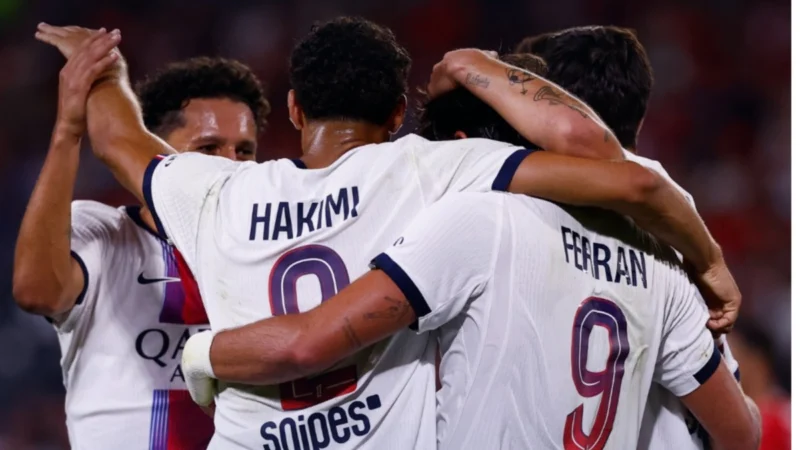 PSG salvó el debut en Rennes gracias al doblete del debutante Ferran Torres