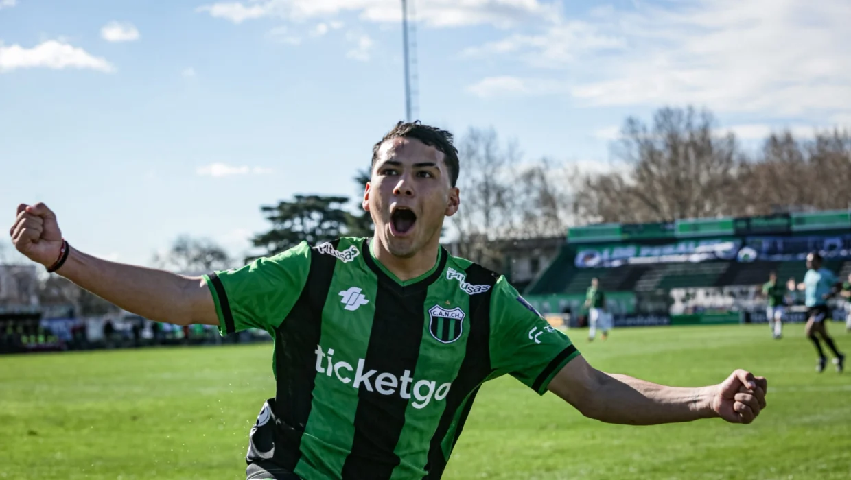 Nueva Chicago volvió a la victoria superando a San Martín de Tucumán