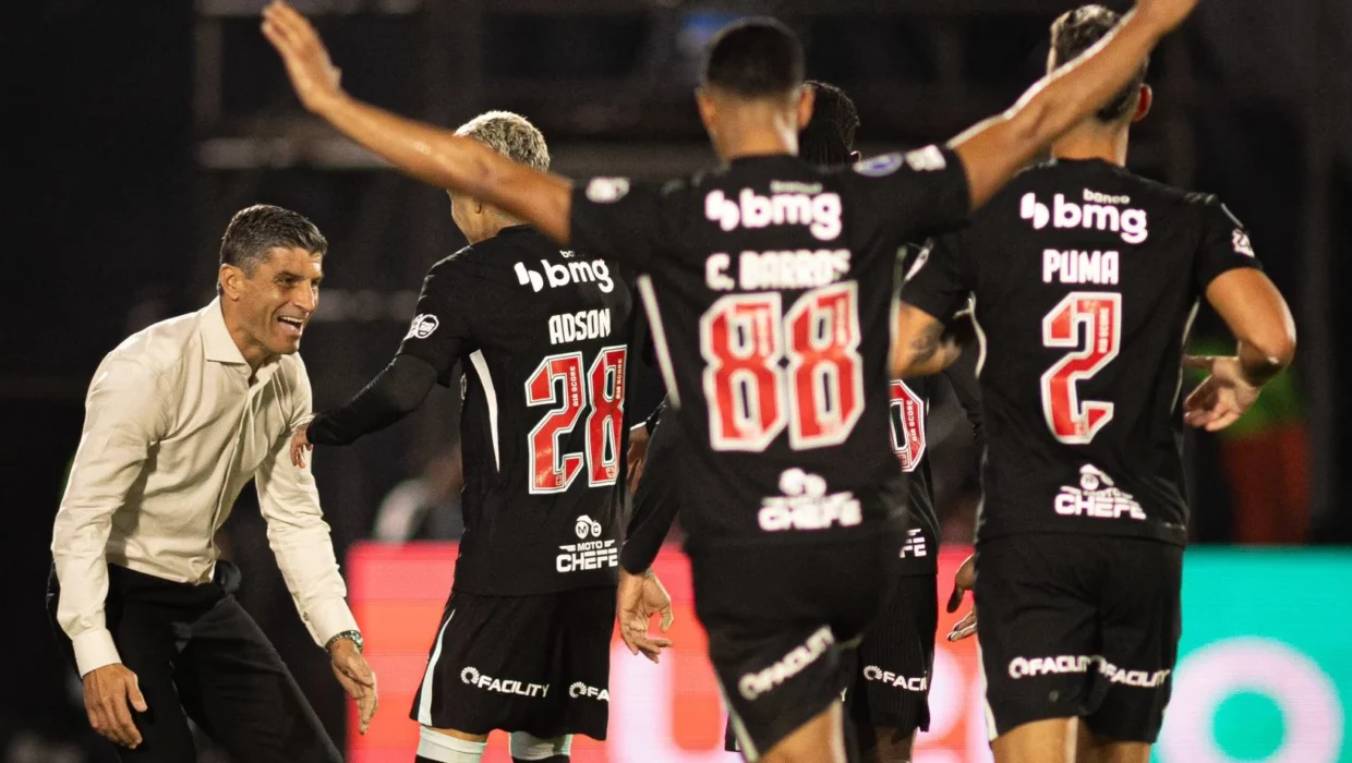 Atención, River: Vasco da Gama goleó a Olimpia y se metió en cuartos