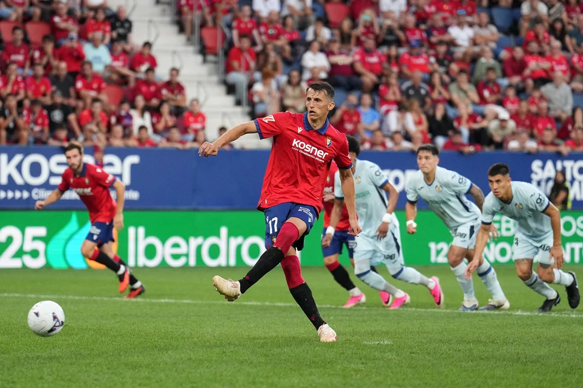 Osasuna le ganó a Getafe por Budimir, Herrera y el VAR
