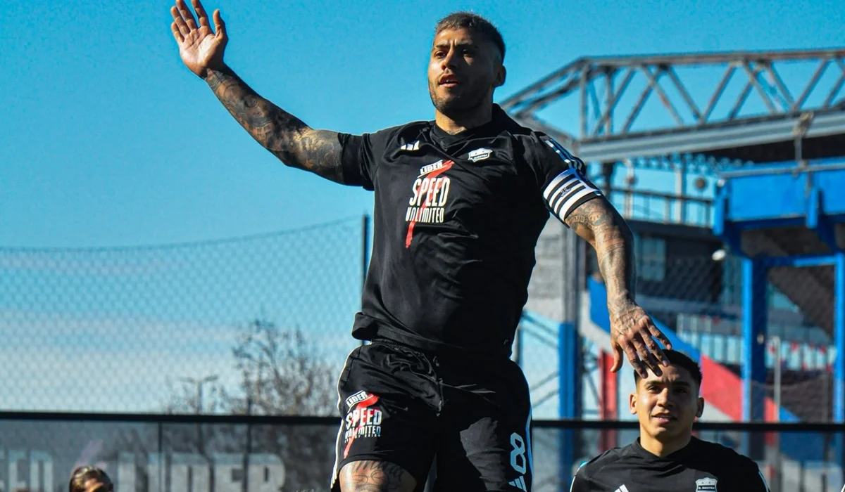 Gran triunfo de Deportivo Riestra ante Estudiantes de La Plata