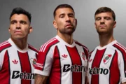 River presentó su nueva camiseta tricolor de Adidas Originals