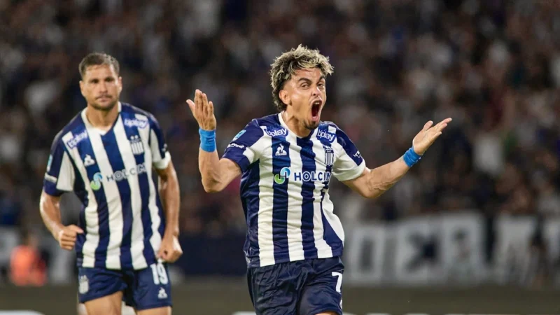 Ronaldo Martínez es nuevo jugador de Vélez