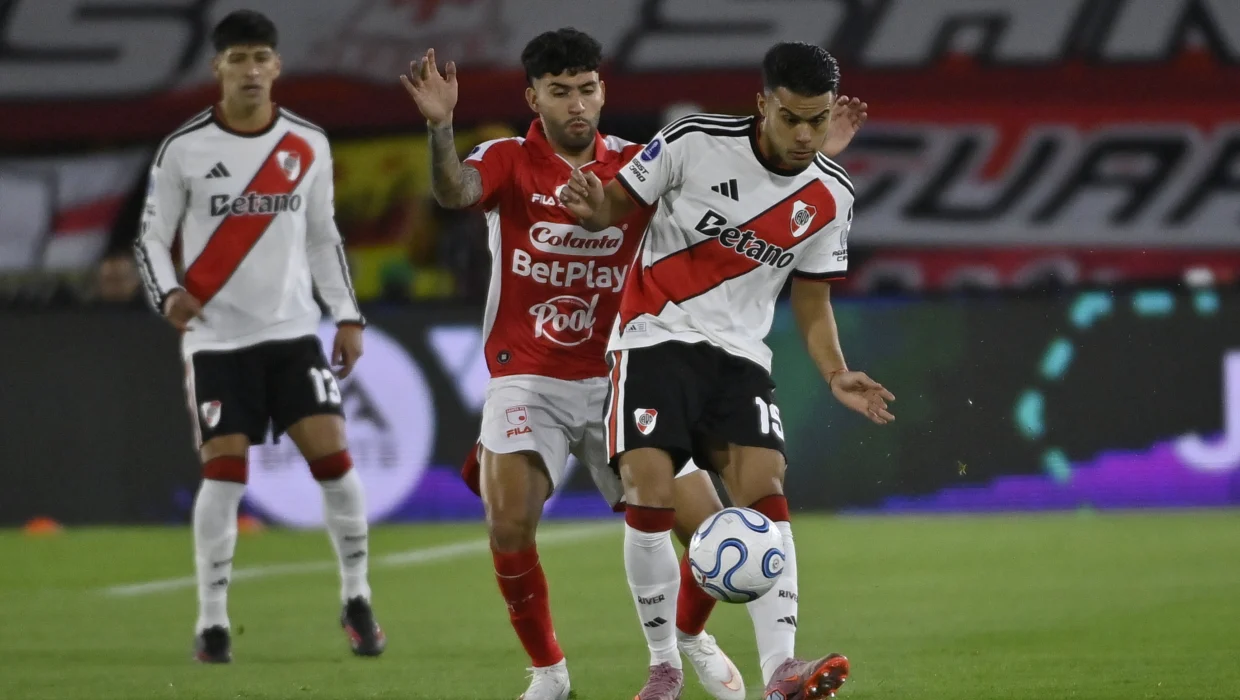 River empató ante Independiente Santa Fe en Colombia