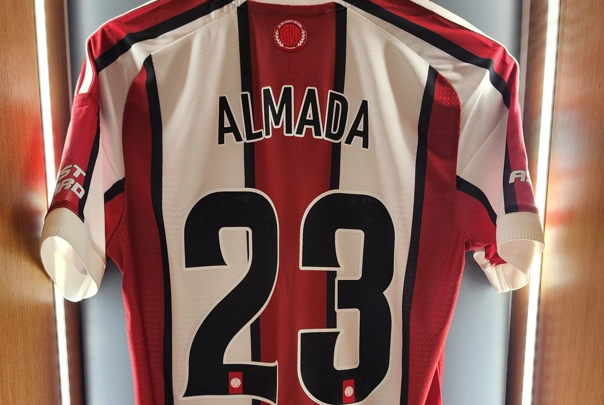Thiago Almada fue confirmado como titular y debutará en River