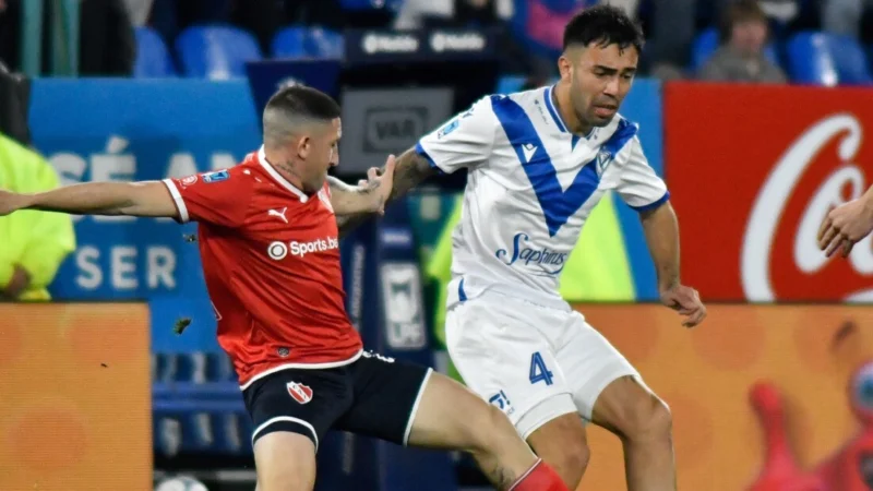 Velez aprovechó su momento ante Independiente y tiene puntaje perfecto