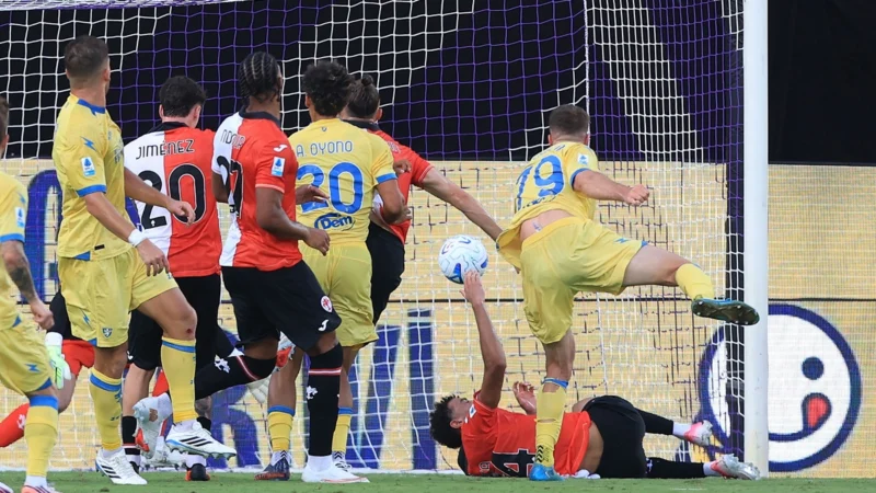 Frosinone goleó y arruinó el centenario de Fiorentina