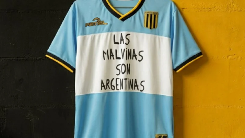 Almirante Brown estrenará una camiseta homenaje a las Islas Malvinas ante Racing de Córdoba