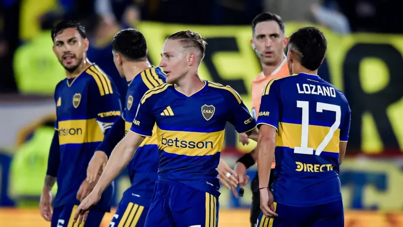 Insólito blooper de Boca: el micro se fue del estadio y se olvidó de cuatro jugadores en Parque Patricios