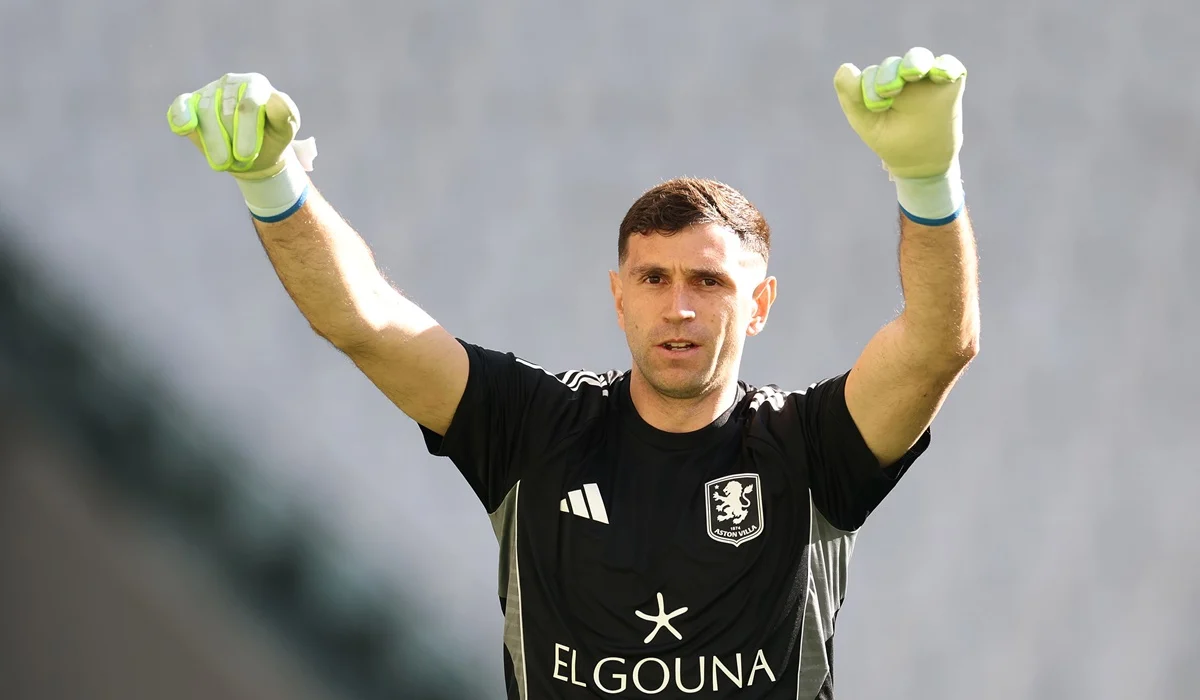 Dibu Martínez tiene todo listo para marchar a Tottenham