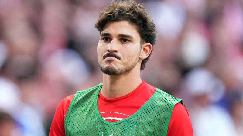Julián Álvarez se ausentó de la práctica con Atlético Madrid y aumentan las polémicas