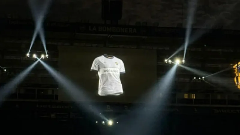 Boca presentó oficialmente su nueva camiseta alternativa en La Bombonera