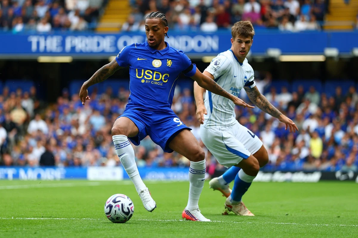 Joao Pedro marcó para Chelsea ante la presencia Ancelotti
