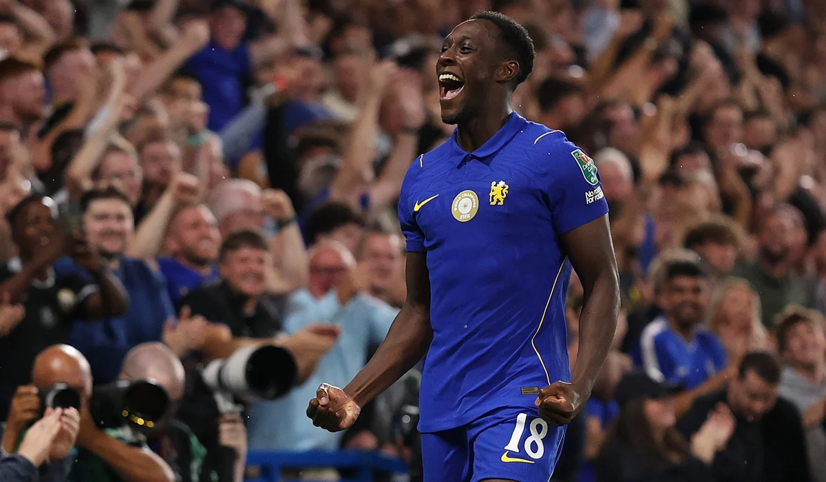 Danny Welbeck convirtió por EFL Cup su primer gol con Chelsea