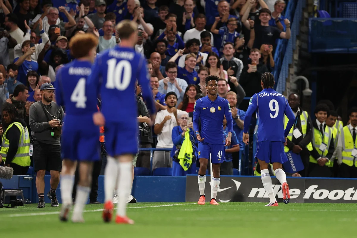 El Chelsea de Xabi Alonso avanzó en EFL Cup con triunfo sobre Luton Town