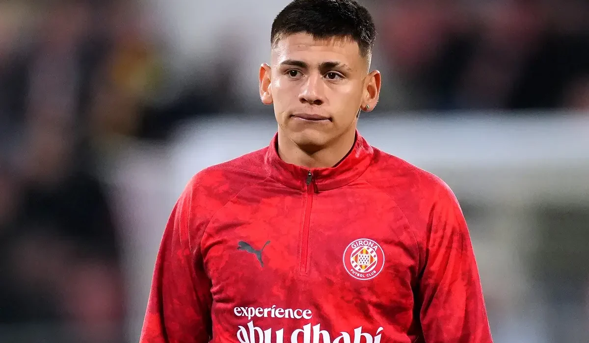Claudio Echeverri sale otra vez a préstamo del Manchester City y ya tiene nuevo club